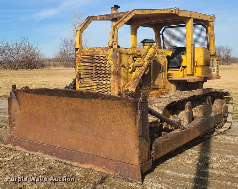 1973 Caterpillar D7F  dozer - JW9820