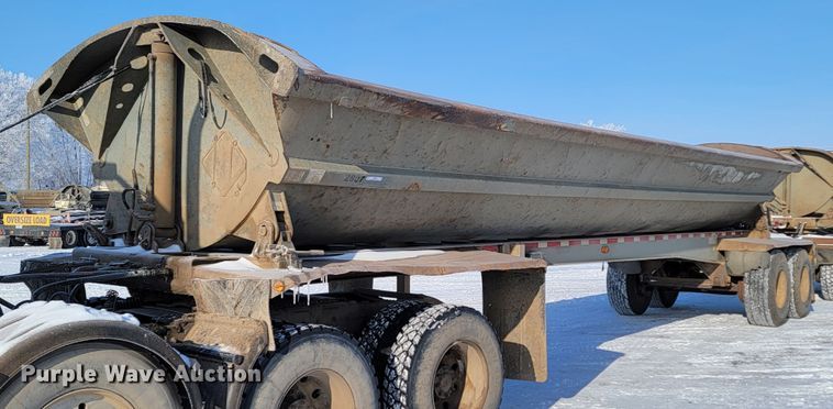 2005 Smith Co  side dump trailer - ME9642