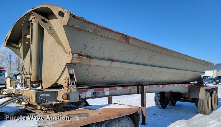 2005 Smith Co  side dump trailer - ME9645