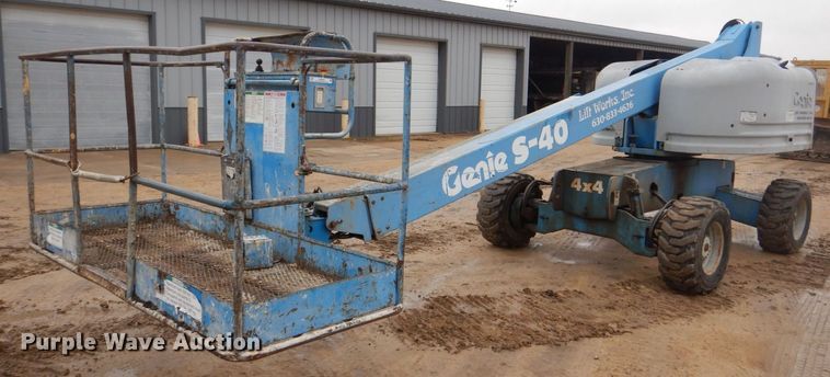 1999 Genie S40  boom lift - MJ9959