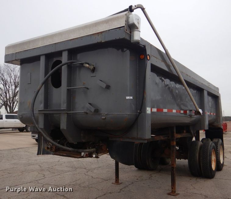 1978 Travis  end dump trailer - MM9624