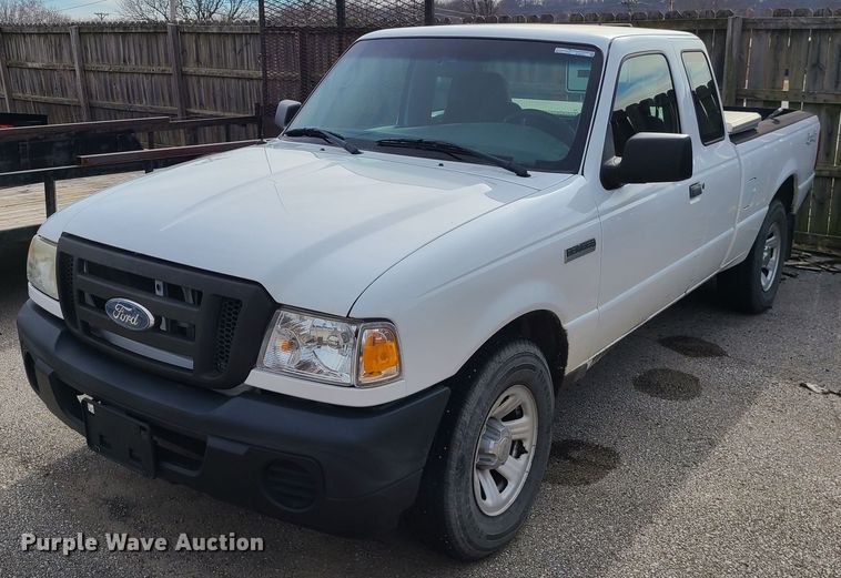 2009 Ford Ranger  SuperCab pickup truck - EZ9201