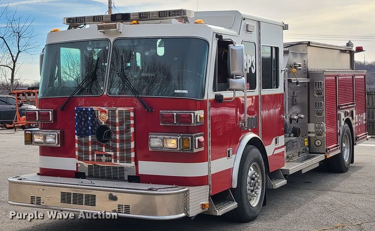 2007 Sutphen  fire truck - JG9551