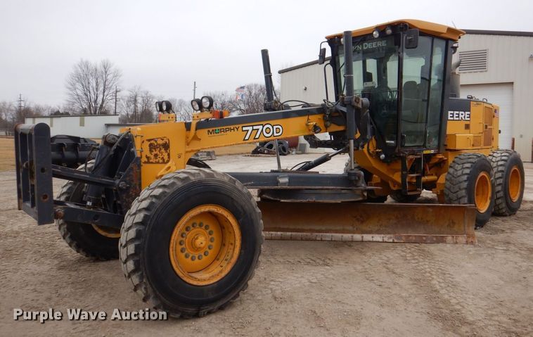 2007 John Deere 770D  motor grader - MJ9983