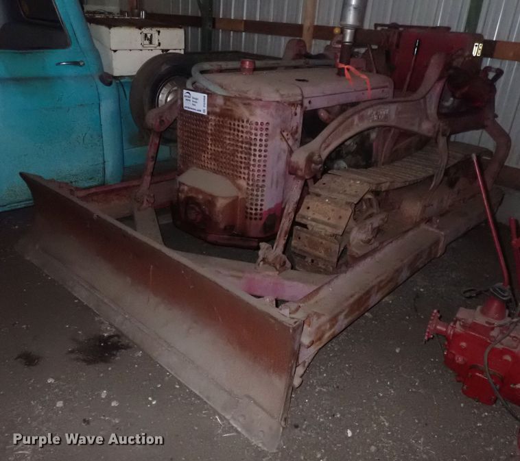 1950 International T6  dozer - DQ3908