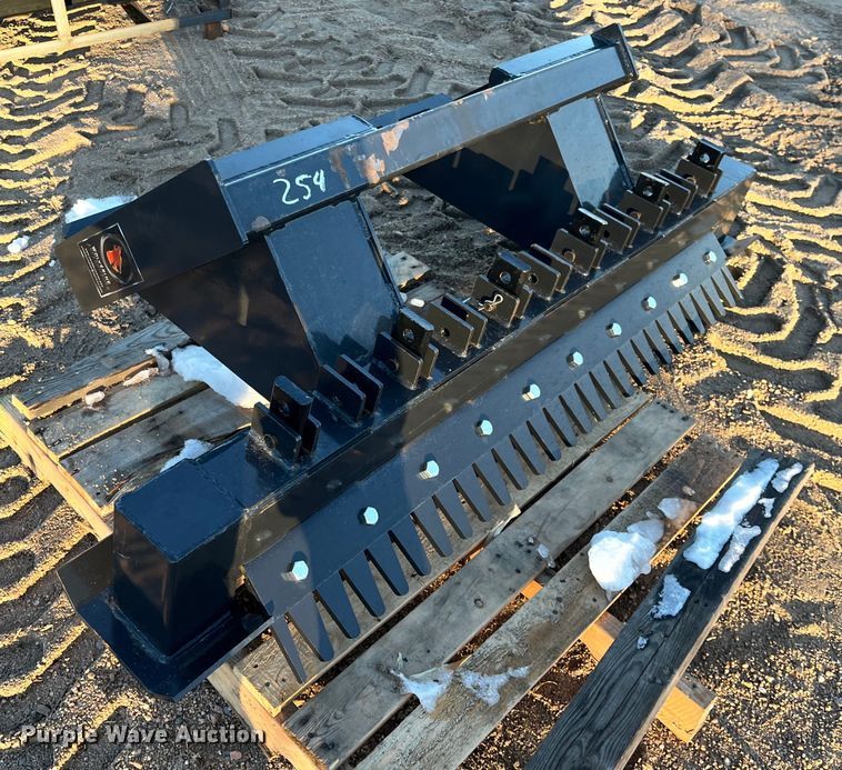 Wolverine  skid steer ripper - DQ4003