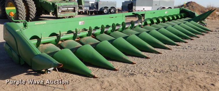 John Deere 616C  corn head - MP9059
