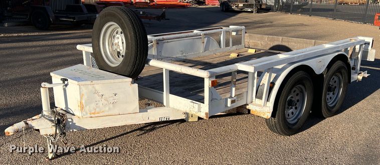 2008 Diamond C  utility trailer - DK7240