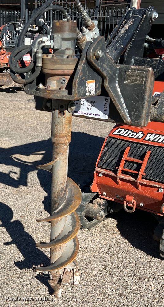 2012 Ditch Witch  compact utility loader auger - DS2628