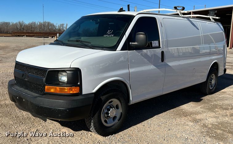 2016 Chevrolet Express 3500  van - DS2687