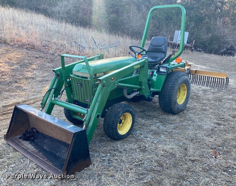 John Deere 855  MFWD tractor - DS6751