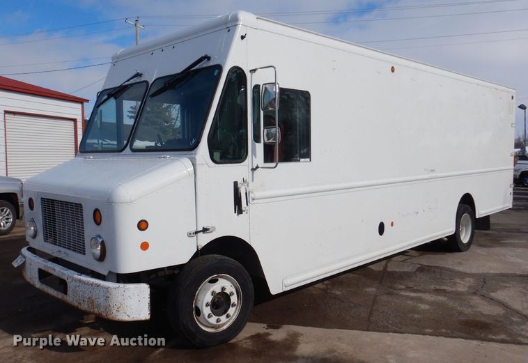 2007 Freightliner MT55  delivery truck - IO9336
