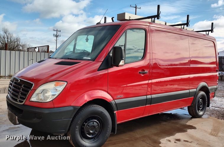 2011 Freightliner Sprinter  van - LA9336