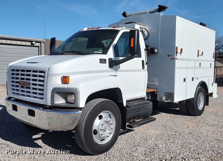 2007 GMC C7500  utility / service truck - LK9505