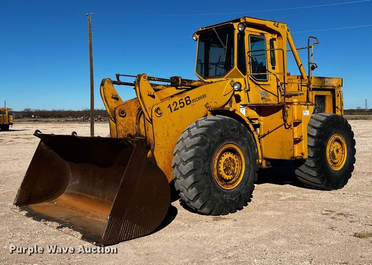 Clark 125B  wheel loader - DQ1948