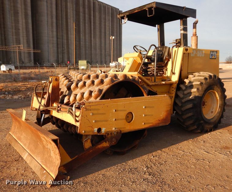 1993 Caterpillar CP563  single drum vibratory roller - DS6313