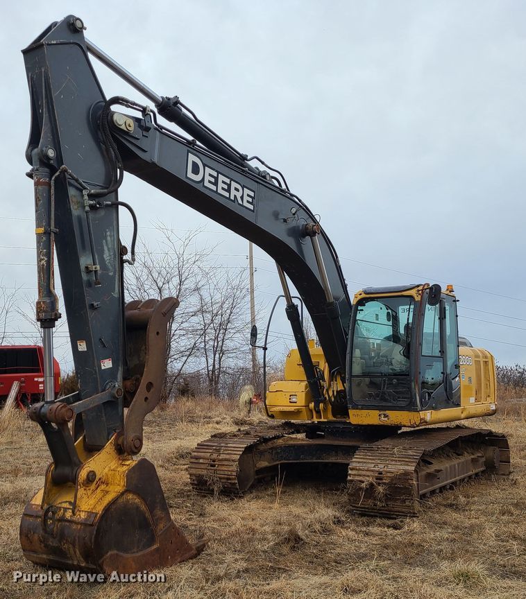 2012 John Deere 200D  excavator - JW9785