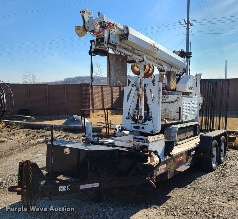 2011 Altec DB37  mini digger derrick - JG9530