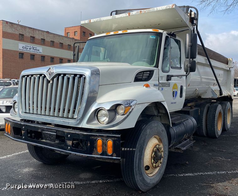 2008 International WorkStar 7400 dump truck - MM9696