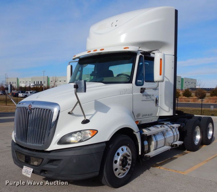 2014 International ProStar Plus 122  semi truck - JK9163