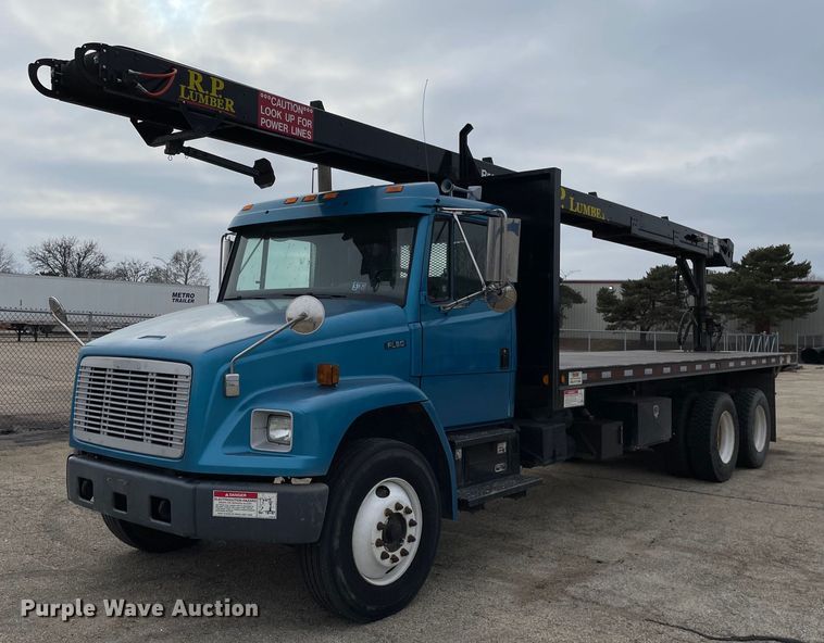 2004 Freightliner FL80  flatbed truck - MA9884