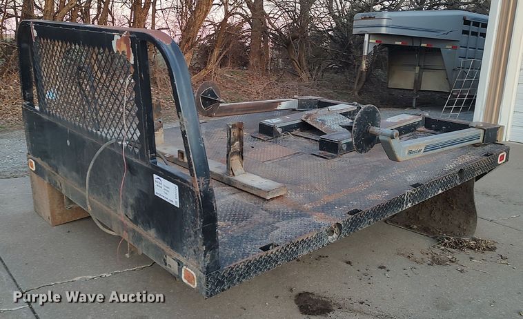 Knapheide  hydraulic bale bed - DO3724