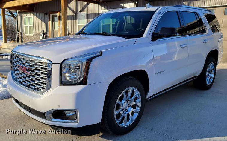 2017 GMC Yukon Denali  SUV - LY9946