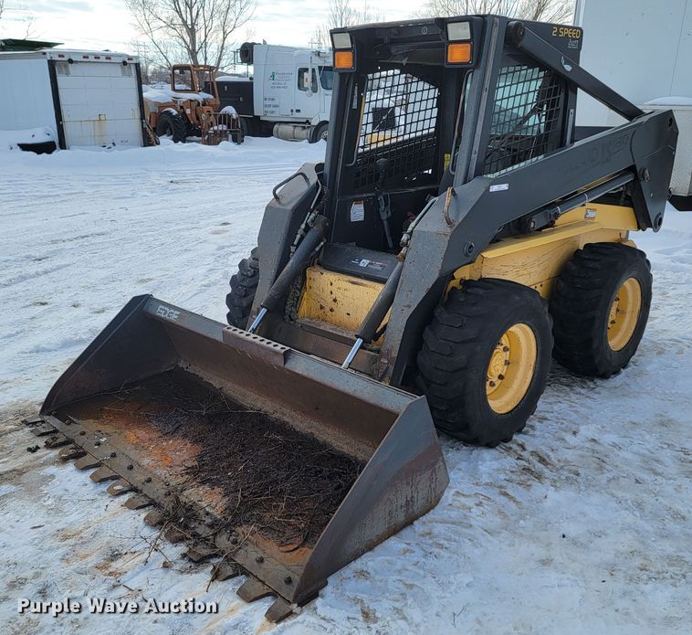 New Holland LS180  skid steer loader - ME9675