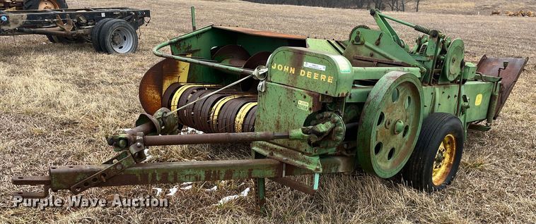 John Deere 24WS  small square baler - MN9531