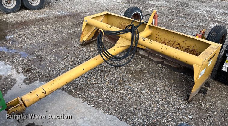 Brown  box blade - DQ3982