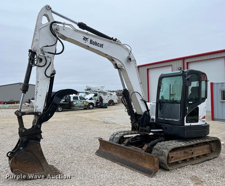 2011 Bobcat E80  mini excavator - MM9033