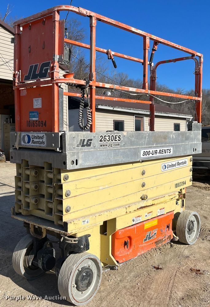 2013 JLG 2630 ES  scissor lift - MW9465