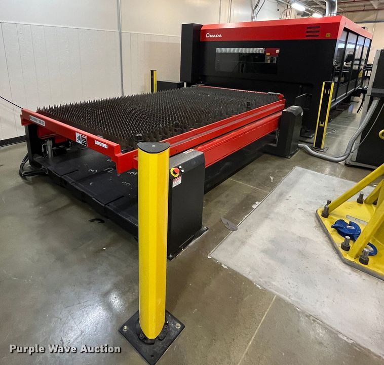 Amada FOM23015NT  CNC laser cutting system - LP9811