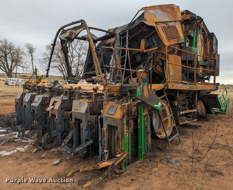2013 John Deere 7760  cotton picker - LF9559