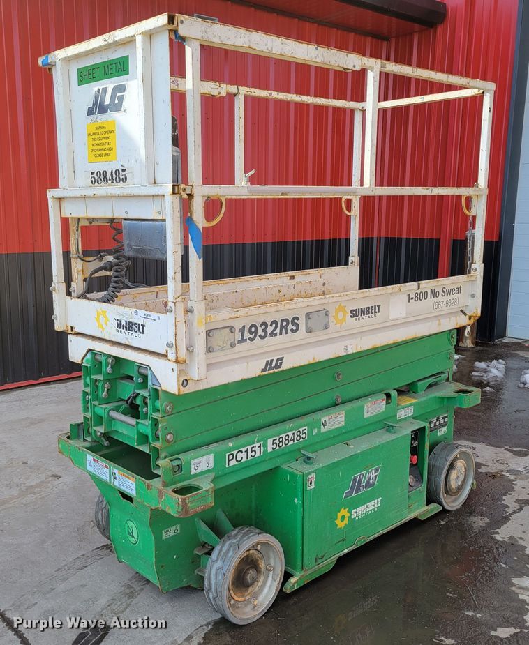 2013 JLG 1932RS  scissor lift - MC9569