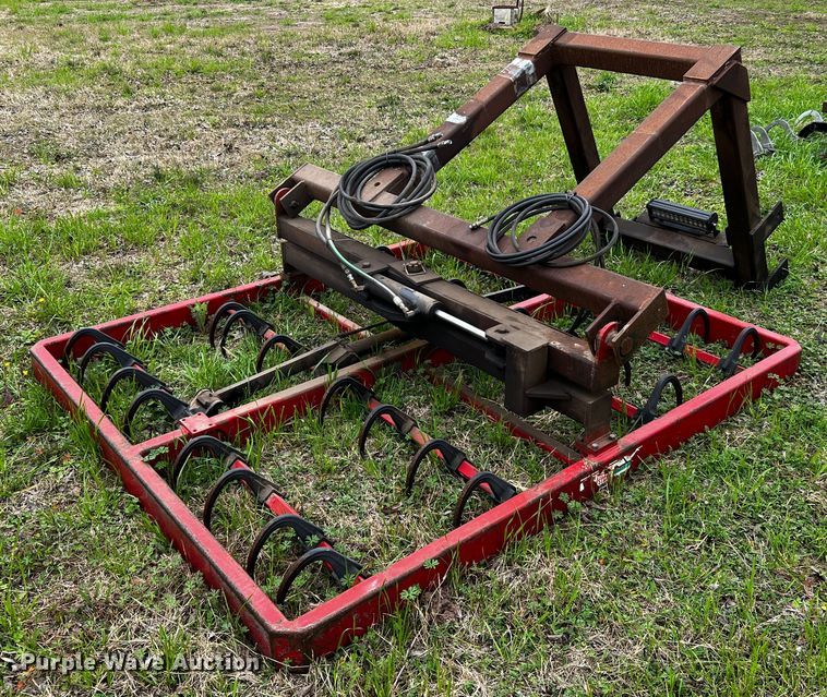 Steffen Systems  bale accumulator grapple - MF9808