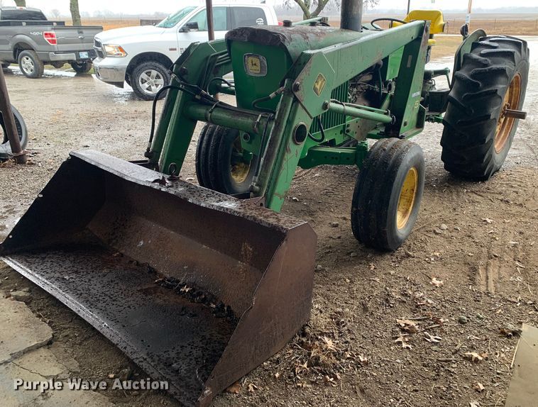 1972 John Deere 2030  tractor - MM9707