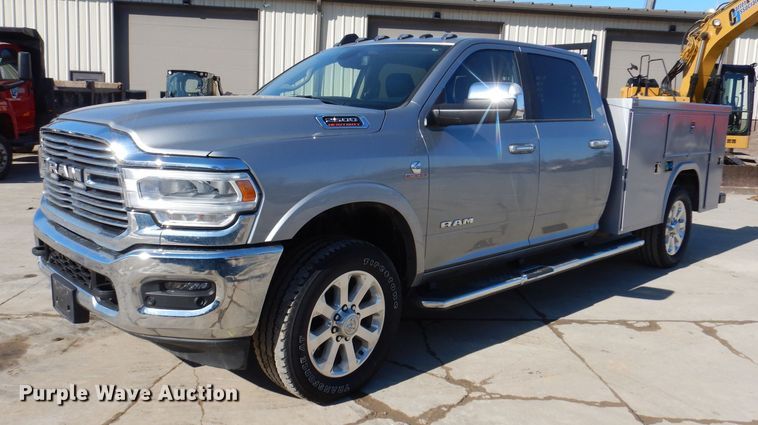 2022 Dodge Ram 2500 Laramie  pickup truck - DK4989