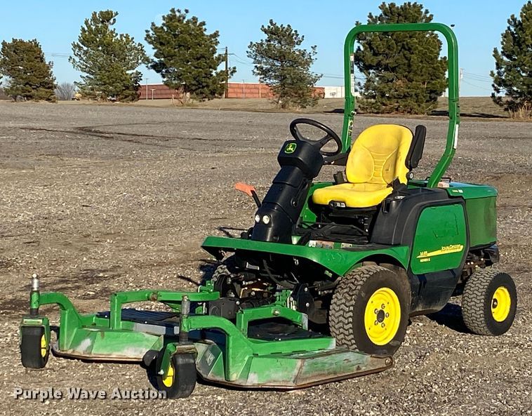 John Deere 1445 Series II  lawn mower - JW9168
