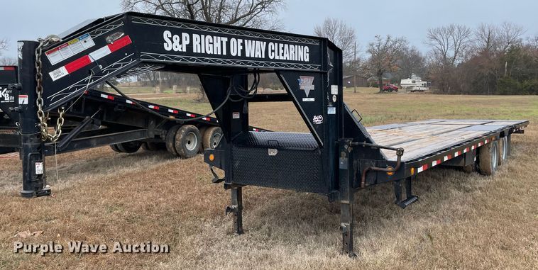 2018 PJ  equipment trailer - MM9291
