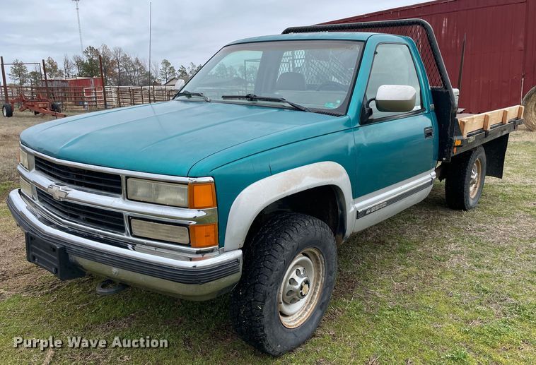 1994 Chevrolet K2500  bale bed pickup truck - MM9300