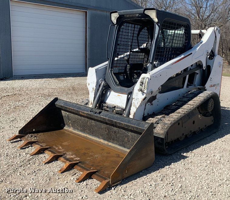 2015 Bobcat T590  tracked skid steer loader - MM9731