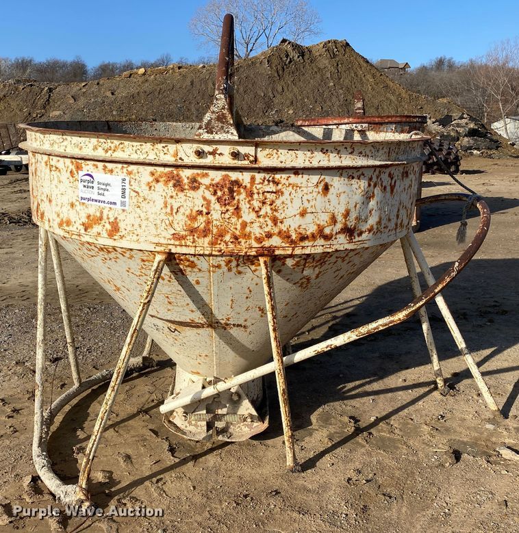 Gar-Bro  concrete bucket - DN8176