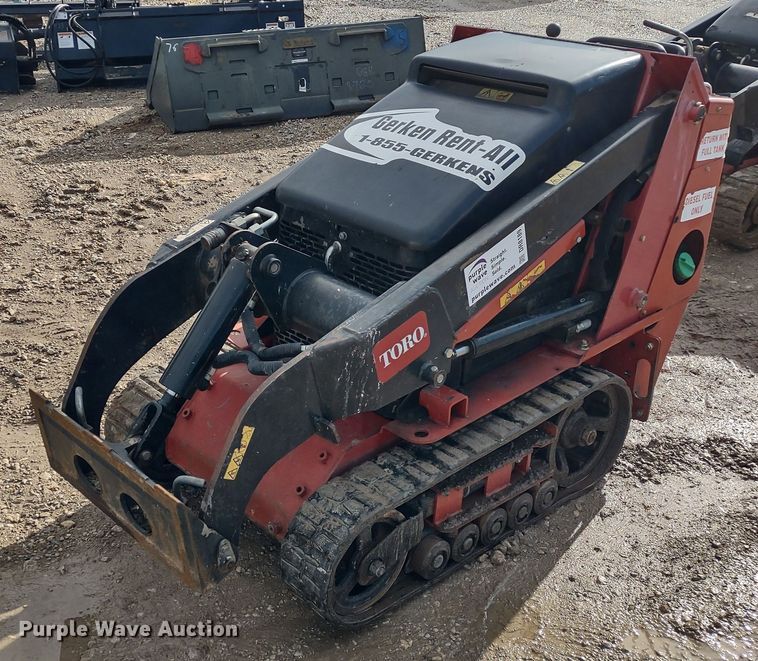 2016 Toro Dingo TX427  compact utility loader - DR8189