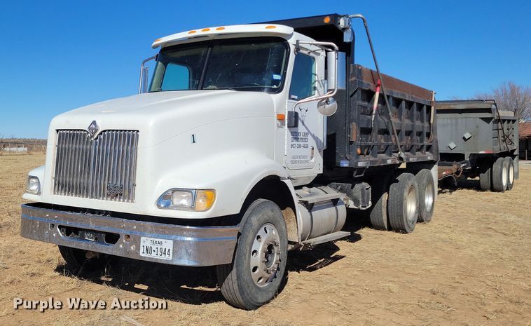 2005 International 9400i  dump truck with trailer - LG9508