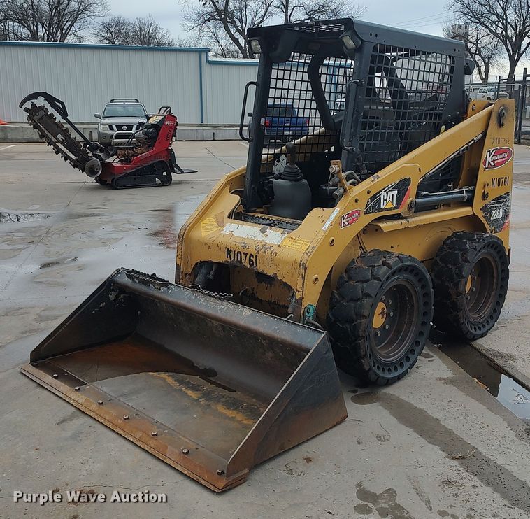 2014 Caterpillar 226B3  skid steer loader - LG9540