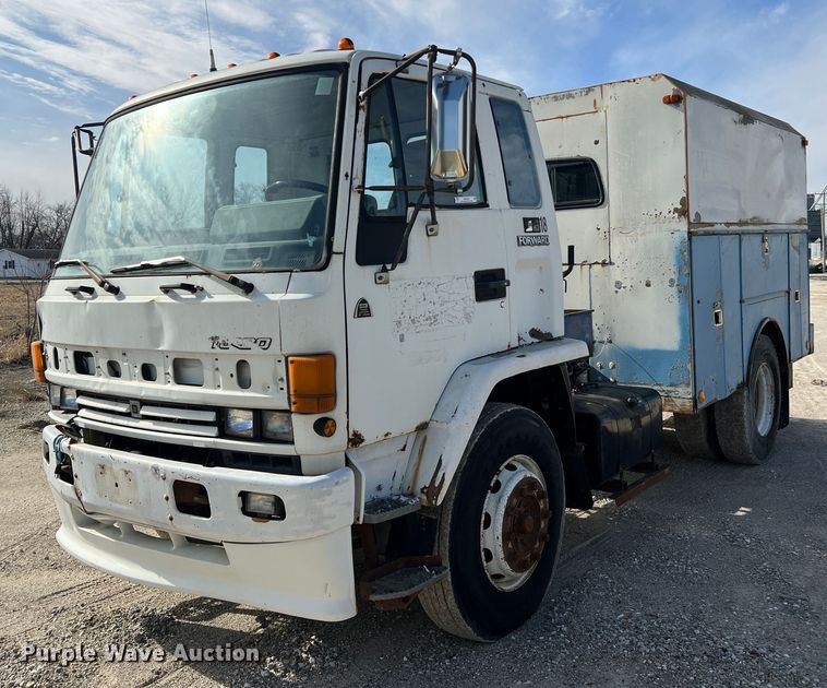 1990 GMC Forward W7  utility / service truck - MM9052