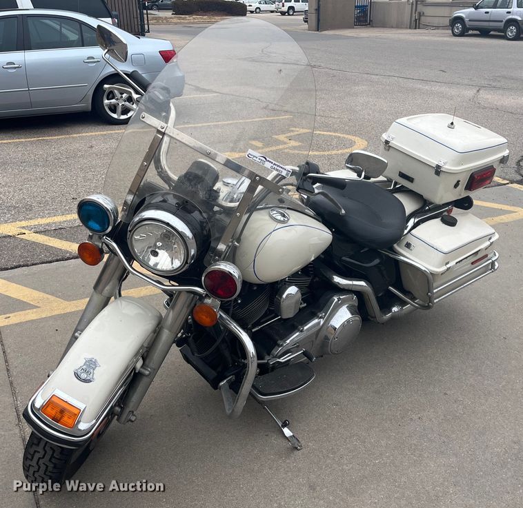 2008 Harley Davidson Road King Police  motorcycle - GA9653