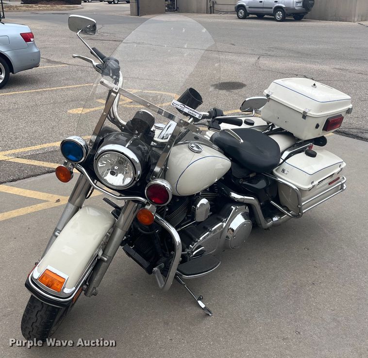 2008 Harley Davidson Road King Police  motorcycle - GA9654