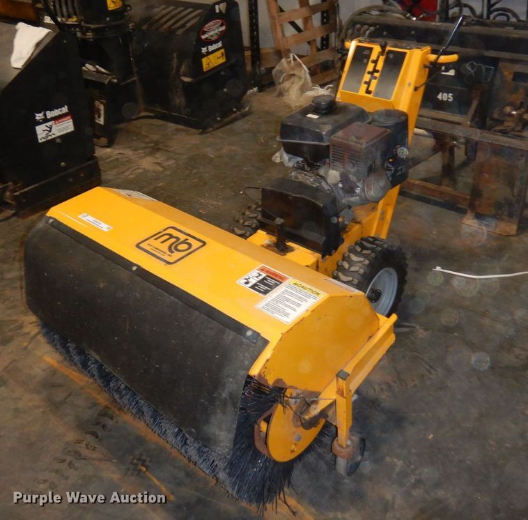 M-B 1695457  sweeper - KU9754